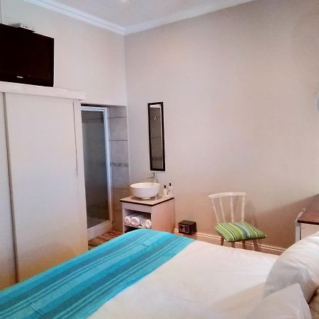 Guesthouse On Irvine Port Elizabeth Luaran gambar
