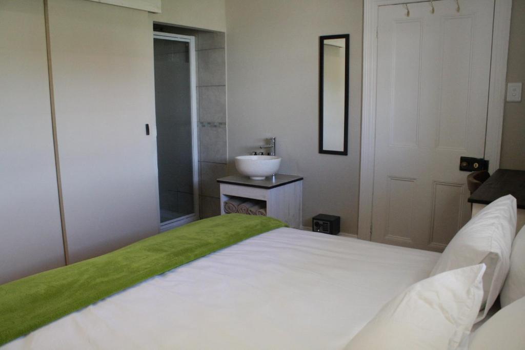 Guesthouse On Irvine Port Elizabeth Luaran gambar
