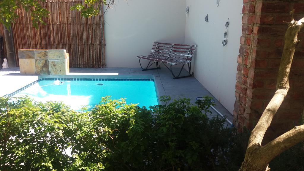 Guesthouse On Irvine Port Elizabeth Luaran gambar