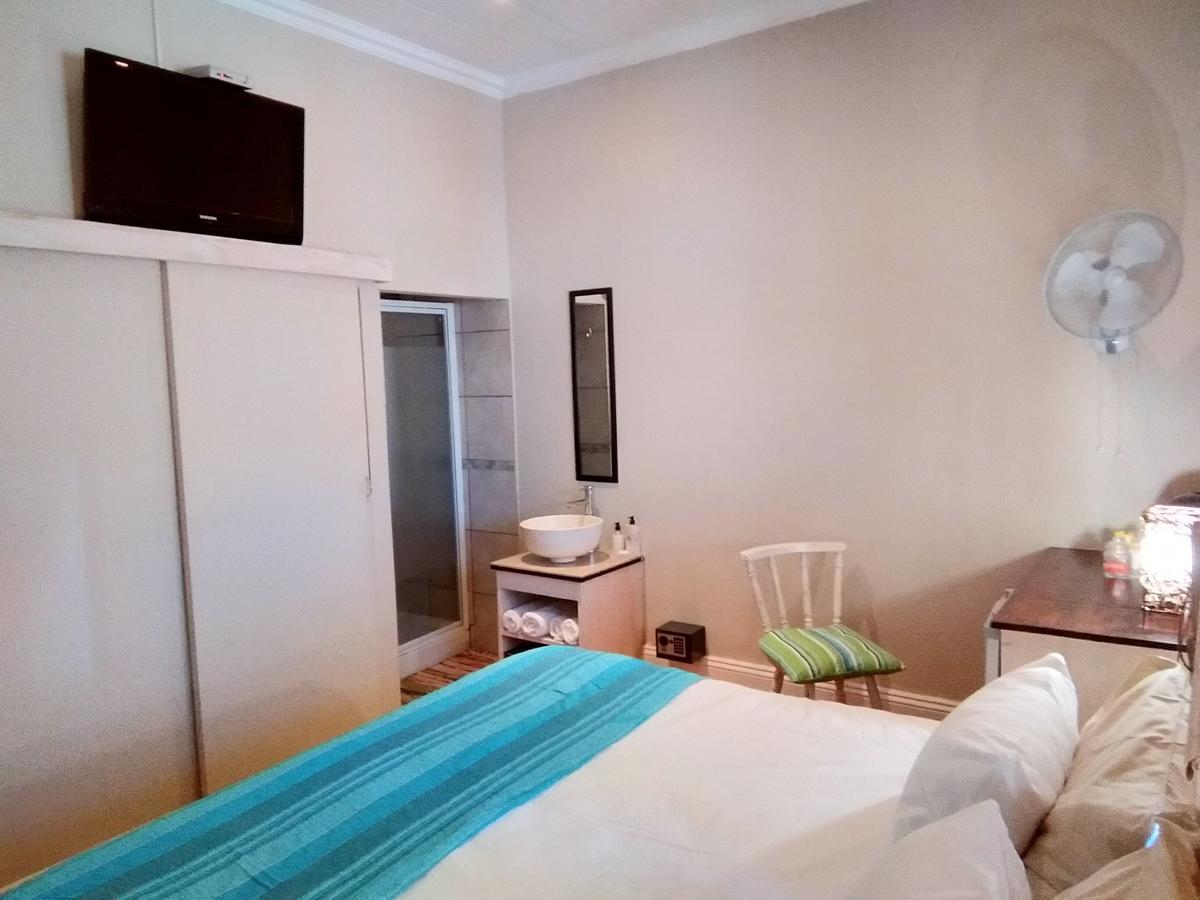 Guesthouse On Irvine Port Elizabeth Luaran gambar