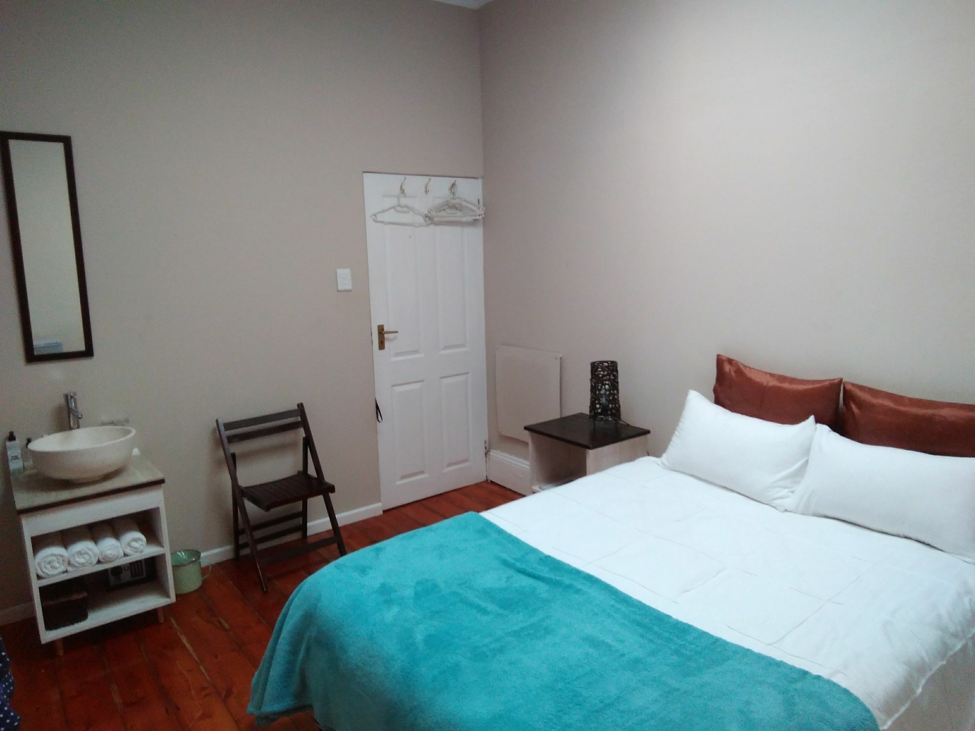 Guesthouse On Irvine Port Elizabeth Luaran gambar