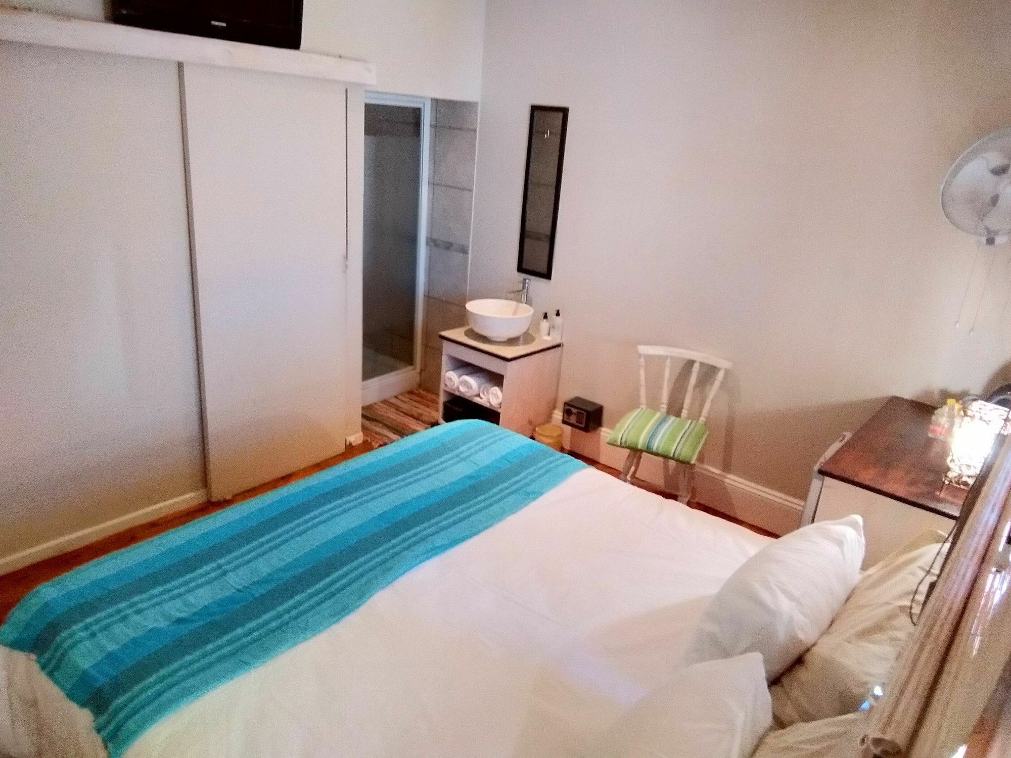 Guesthouse On Irvine Port Elizabeth Luaran gambar